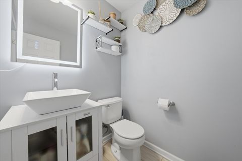 Tiny photo for 401 Cotoneaster Court, Oswego, IL 60543 (MLS # 12628703)