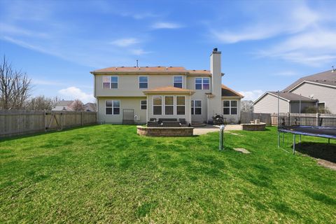 Tiny photo for 401 Cotoneaster Court, Oswego, IL 60543 (MLS # 12628703)