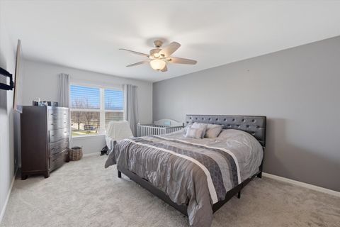 Tiny photo for 401 Cotoneaster Court, Oswego, IL 60543 (MLS # 12628703)