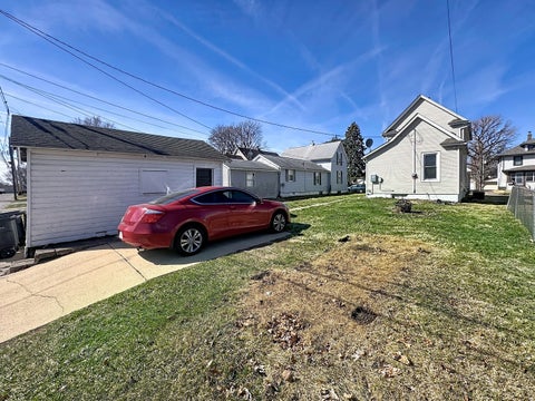 Tiny photo for 1519 42nd Street, Rock Island, IL 61201 (MLS # 12599275)