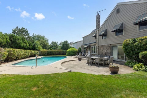 Tiny photo for 2621 Landwehr Road, Glenview, IL 60026 (MLS # 12708995)