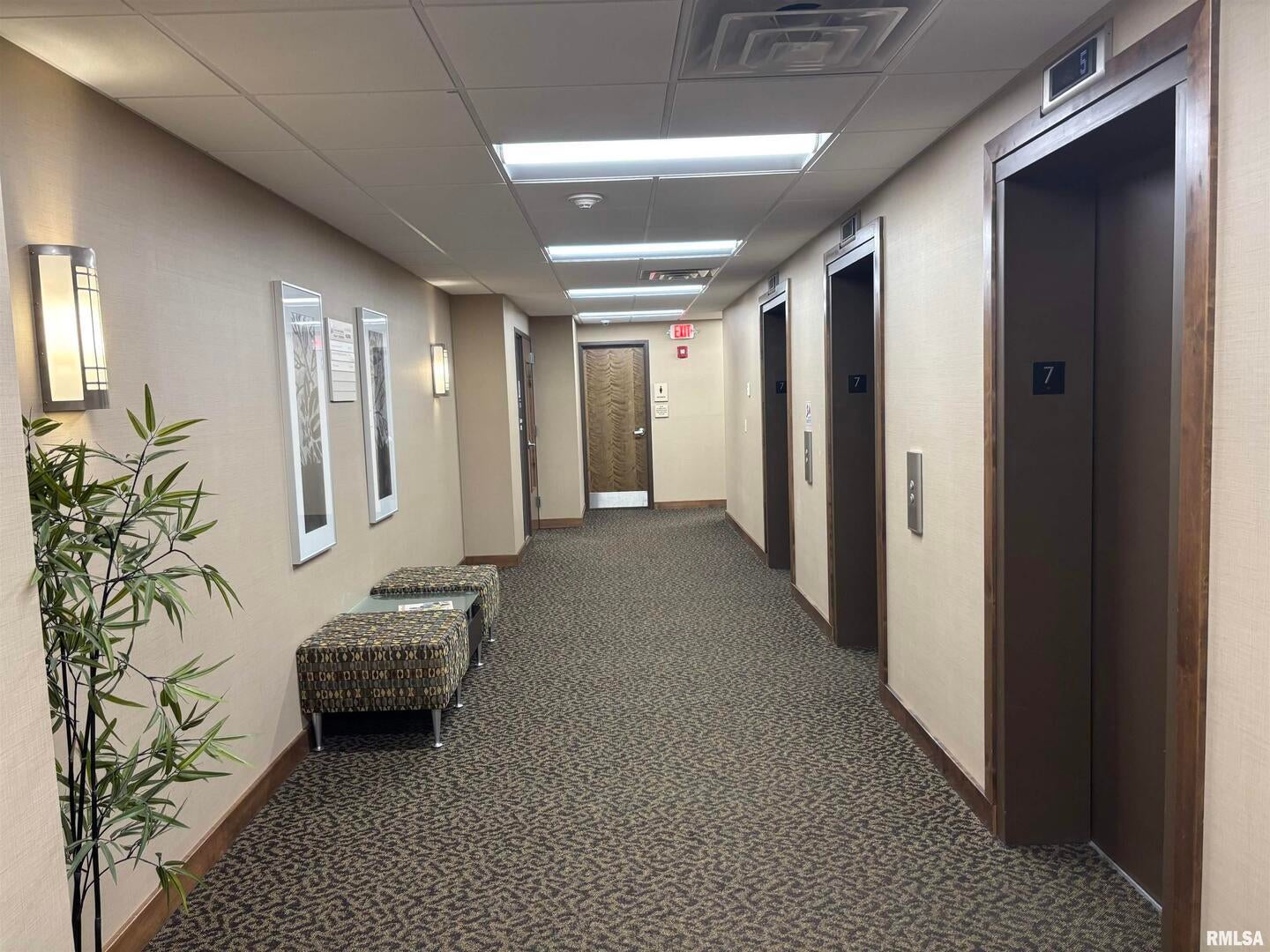 100 E KIMBERLY Road 400