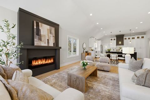 Tiny photo for 9327 Pleasant Avenue, Tinley Park, IL 60487 (MLS # 12568028)