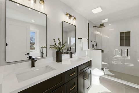 Tiny photo for 9327 Pleasant Avenue, Tinley Park, IL 60487 (MLS # 12568028)