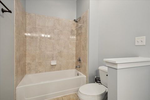 Tiny photo for 310 Sundown Court #E, Wauconda, IL 60084 (MLS # 12414582)