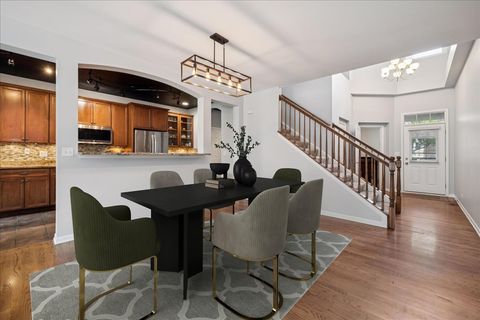 Tiny photo for 310 Sundown Court #E, Wauconda, IL 60084 (MLS # 12414582)