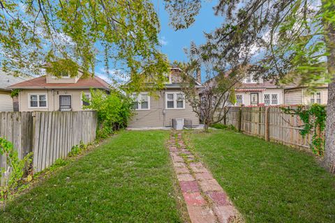 Tiny photo for 8922 S May Street, Chicago, IL 60620 (MLS # 12502079)