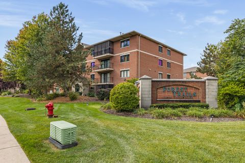 Photo of 6820 W Winding Trail W #101, Oak Forest, IL 60452 (MLS # 12463713)