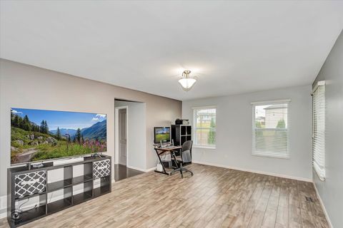 Tiny photo for 1112 Kim Court, Joliet, IL 60431 (MLS # 12418344)