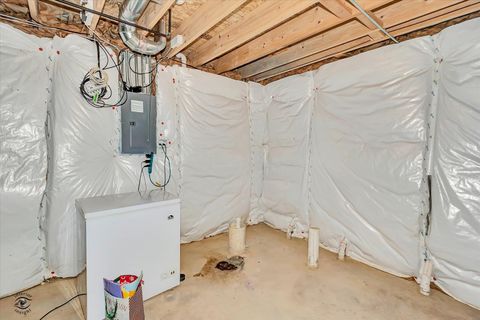 Tiny photo for 1112 Kim Court, Joliet, IL 60431 (MLS # 12418344)