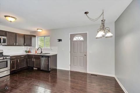 Tiny photo for 1112 Kim Court, Joliet, IL 60431 (MLS # 12418344)