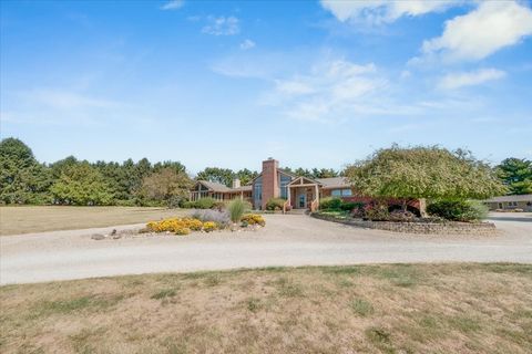 Tiny photo for 804 S Lincoln Street, Philo, IL 61864 (MLS # 12450691)