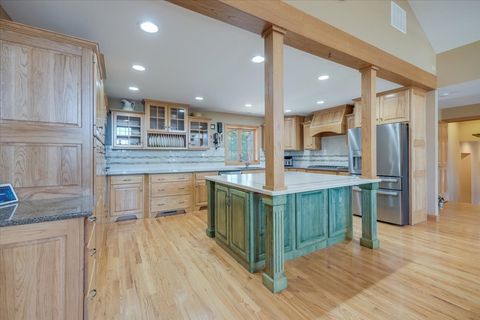Tiny photo for 804 S Lincoln Street, Philo, IL 61864 (MLS # 12450691)