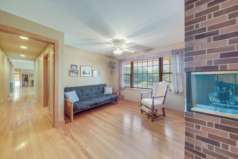 Tiny photo for 804 S Lincoln Street, Philo, IL 61864 (MLS # 12450691)