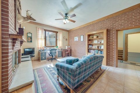 Tiny photo for 804 S Lincoln Street, Philo, IL 61864 (MLS # 12450691)