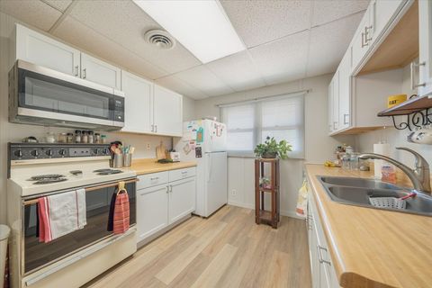 Tiny photo for 804 S Lincoln Street, Philo, IL 61864 (MLS # 12450691)