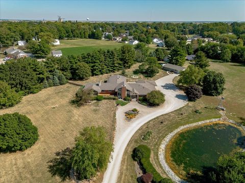 Tiny photo for 804 S Lincoln Street, Philo, IL 61864 (MLS # 12450691)