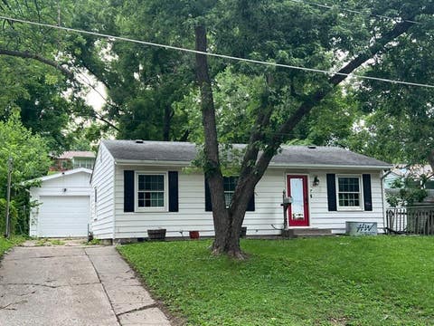 Photo of 3014 W 1st Street, Davenport, IA 52804 (MLS # 12681585)