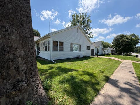 Tiny photo for 202 S William Street, Farmer City, IL 61842 (MLS # 12692980)