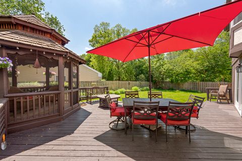 Tiny photo for 1378 Colonial Square, Wheaton, IL 60189 (MLS # 12605667)