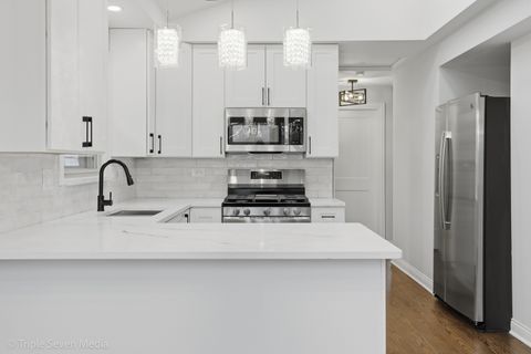 Tiny photo for 5115 S Melvina Avenue, Chicago, IL 60638 (MLS # 12585287)