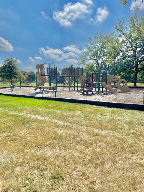 Tiny photo for 3704 Heathmoor Drive, Elgin, IL 60124 (MLS # 12480604)