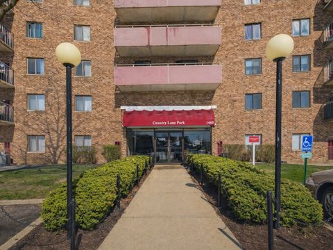 Photo of 1460 Fairlane Drive #228, Schaumburg, IL 60193 (MLS # 12624312)