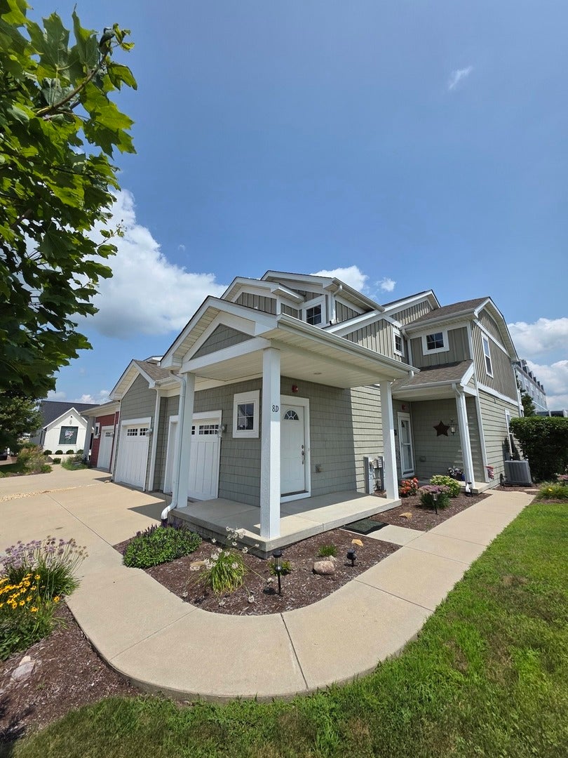 8 Starboard Street D