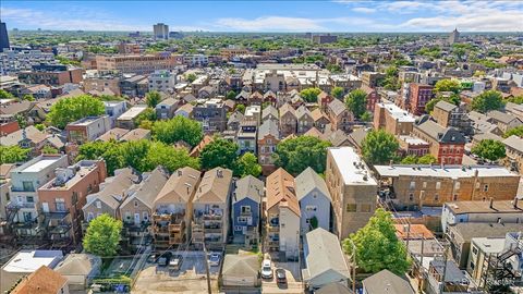 Tiny photo for 1347 N Greenview Avenue #1F, Chicago, IL 60642 (MLS # 12697497)