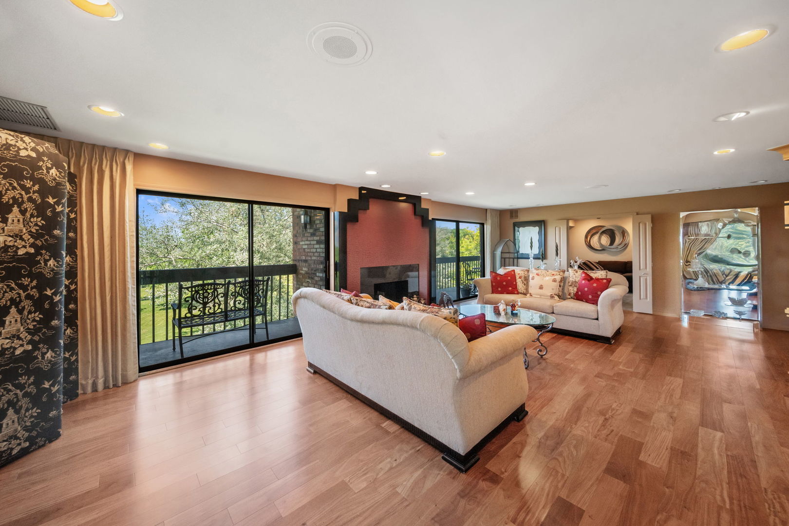 3810 Mission Hills Road 401