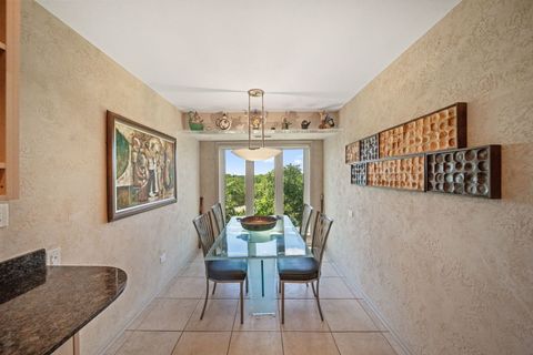 Tiny photo for 3810 Mission Hills Road #401, Northbrook, IL 60062 (MLS # 12683445)
