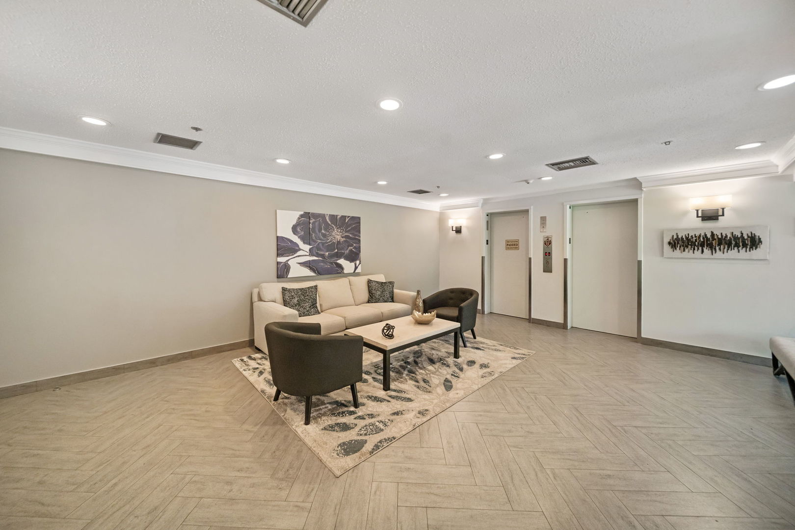 3810 Mission Hills Road 401