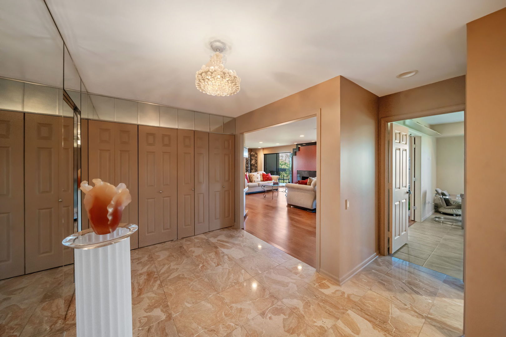 3810 Mission Hills Road 401