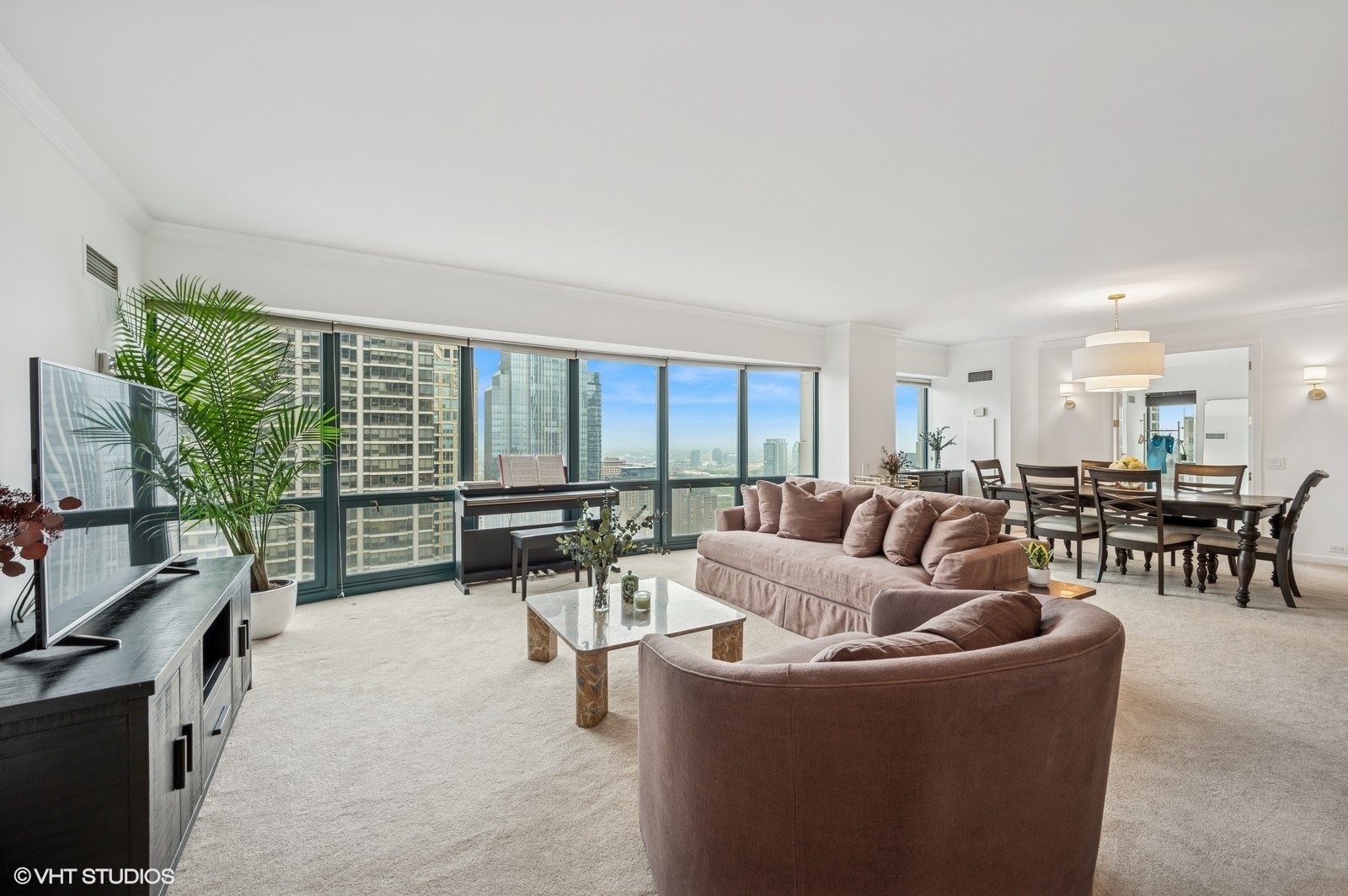 100 E Huron Street 3501