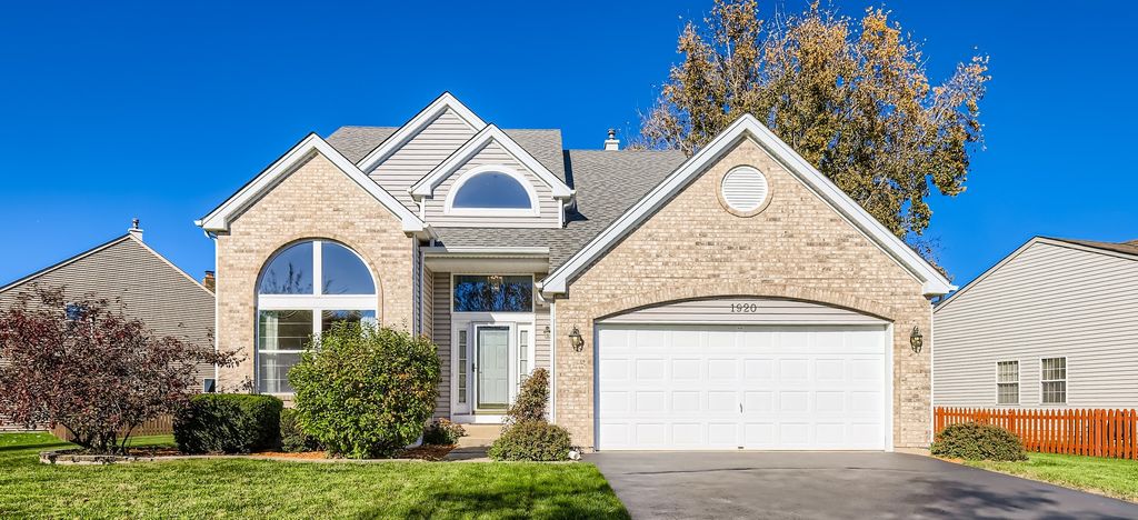 Photo for 1920 Butler Drive, Bartlett, IL 60103 (MLS # 12505292)