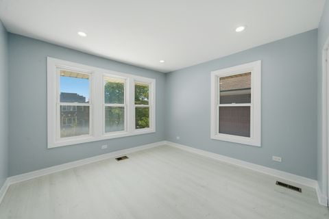 Tiny photo for 4840 N Lawndale Avenue, Chicago, IL 60625 (MLS # 12632479)