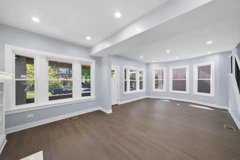 Tiny photo for 4840 N Lawndale Avenue, Chicago, IL 60625 (MLS # 12632479)