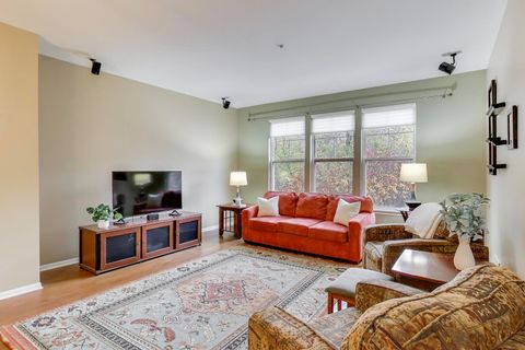 Tiny photo for 934 Tuscany Drive, Streamwood, IL 60107 (MLS # 12536122)