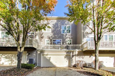 Tiny photo for 934 Tuscany Drive, Streamwood, IL 60107 (MLS # 12536122)