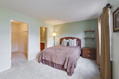 Tiny photo for 934 Tuscany Drive, Streamwood, IL 60107 (MLS # 12536122)