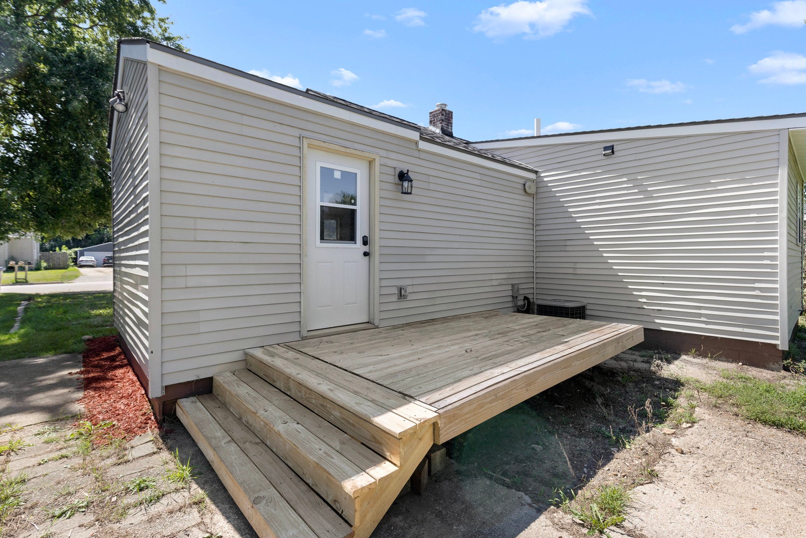 332 Gilbert Terrace