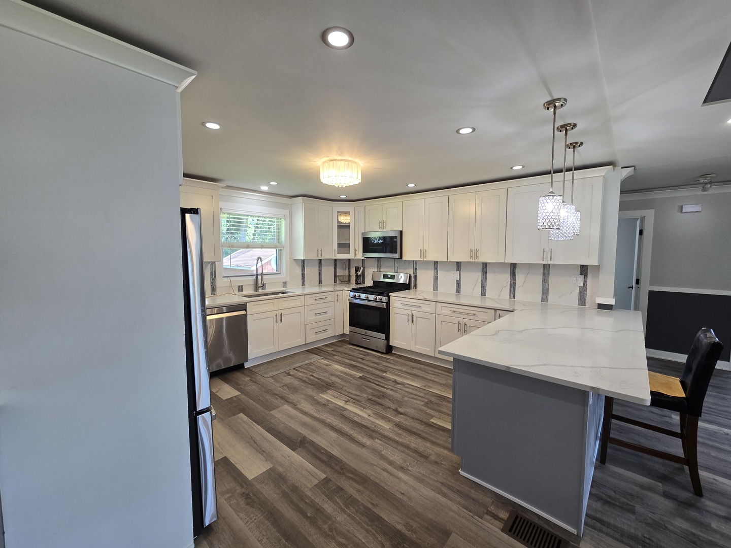 14045 Bensley Avenue