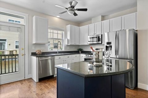 Tiny photo for 1816 N Rockwell Street #C, Chicago, IL 60647 (MLS # 12462897)