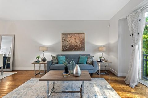 Tiny photo for 1816 N Rockwell Street #C, Chicago, IL 60647 (MLS # 12462897)