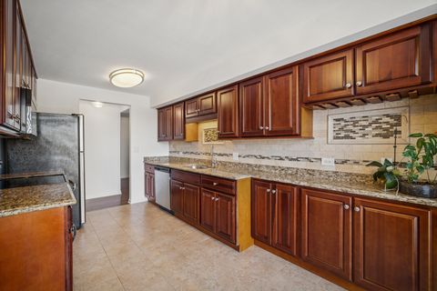 Tiny photo for 1695 2nd Street #402, Highland Park, IL 60035 (MLS # 12539985)