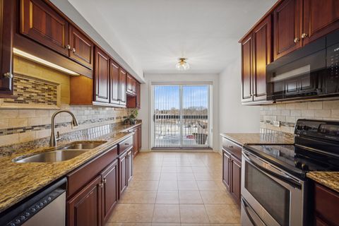 Tiny photo for 1695 2nd Street #402, Highland Park, IL 60035 (MLS # 12539985)