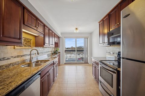 Tiny photo for 1695 2nd Street #402, Highland Park, IL 60035 (MLS # 12539985)