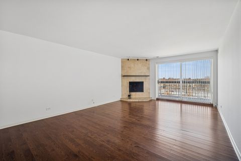 Tiny photo for 1695 2nd Street #402, Highland Park, IL 60035 (MLS # 12539985)