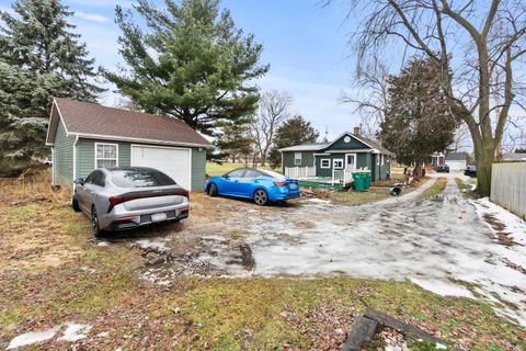 Tiny photo for 915 Dawes Avenue, Joliet, IL 60435 (MLS # 12535725)