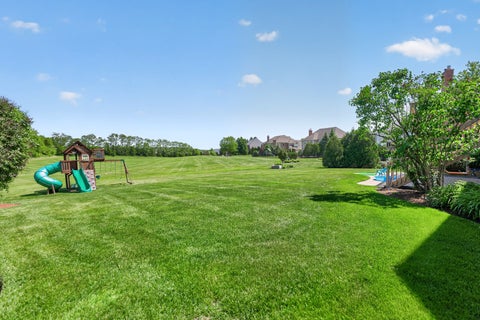 Tiny photo for 39W696 Henry David Thoreau Place, St. Charles, IL 60175 (MLS # 12663953)
